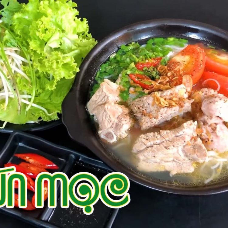 Bún mọc xương heo